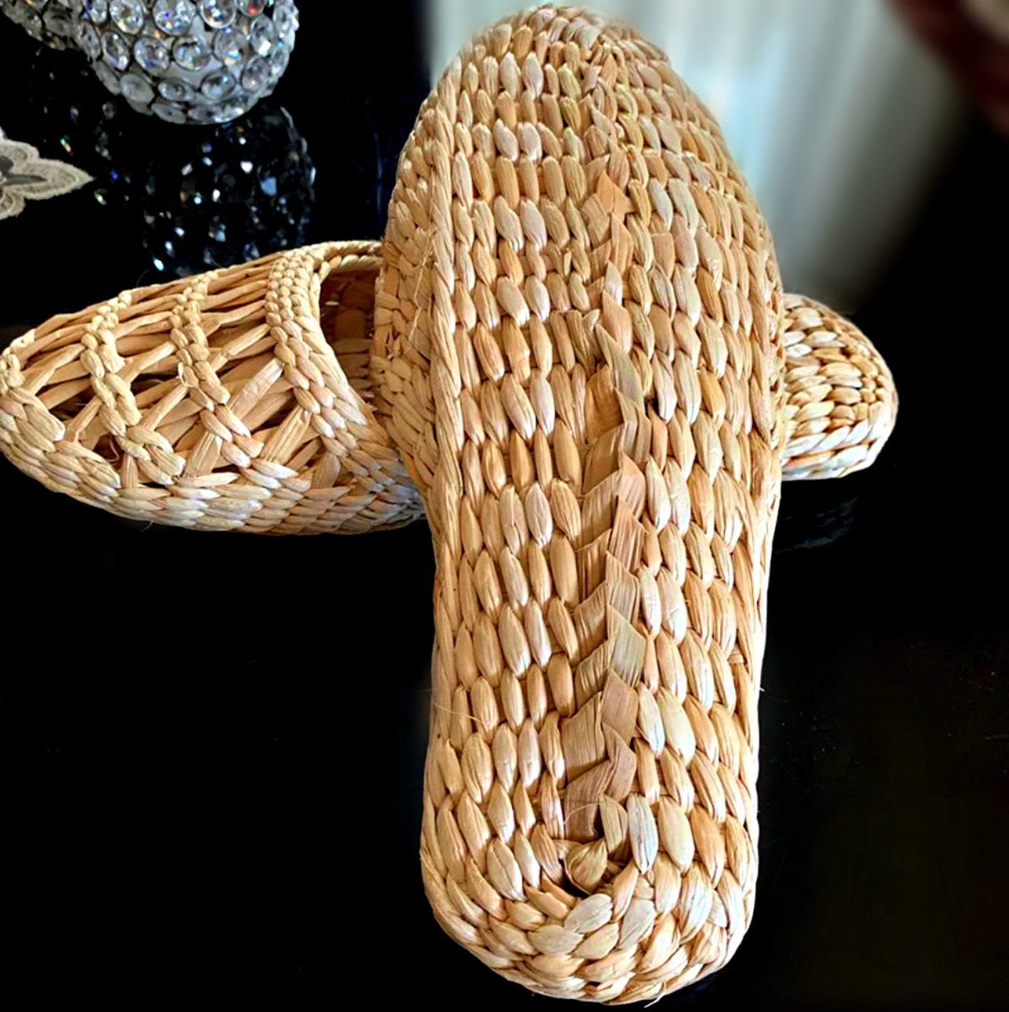 Eco-Friendly Spa Straw Slippers — Natural, Breathable & Comfortably Lightweight