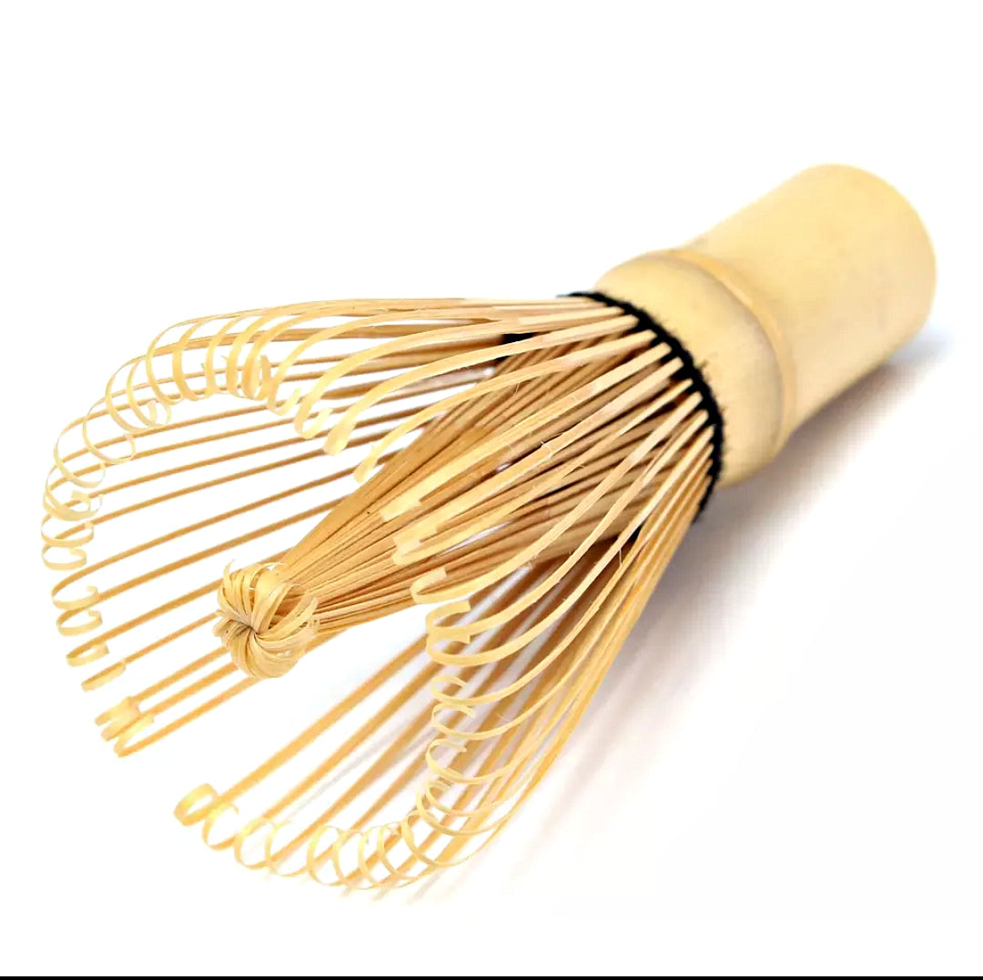 Traditional Bamboo Matcha Whisk — Handcrafted Chasen for Smooth, Frothy Matcha