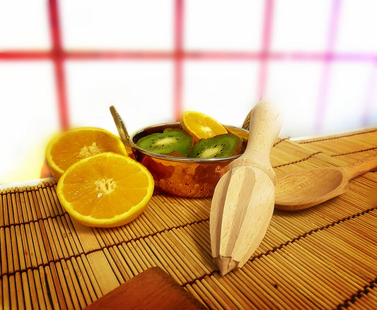 Wooden Citrus Juicer – Natural Beech Wood Lemon & Orange Squeezer | Eco-Friendly Manual Juicer