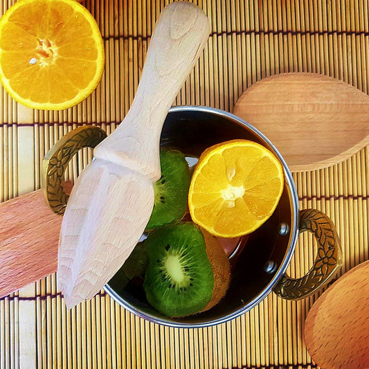Wooden Citrus Juicer – Natural Beech Wood Lemon & Orange Squeezer | Eco-Friendly Manual Juicer